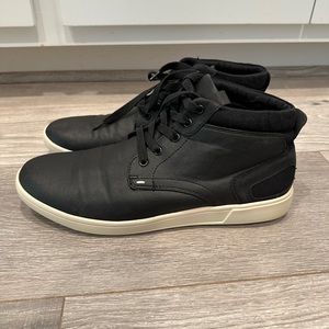 Steve Madden ankle high shoes